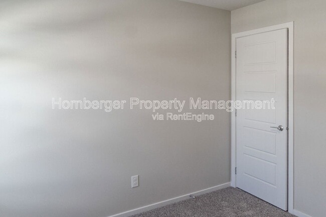 Building Photo - 5813 W Georgetown Ln