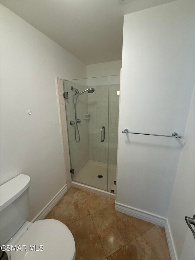 Building Photo - 914 Dunbar Ln