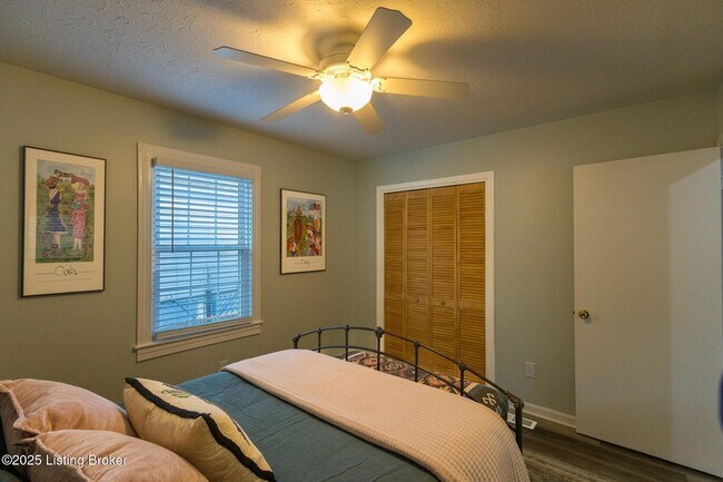 Building Photo - 720 Gheens Ave