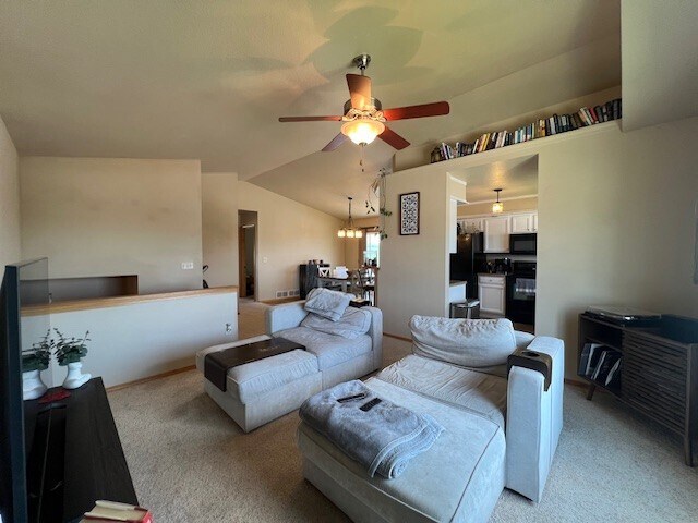 Building Photo - 287 Edelweiss Ln