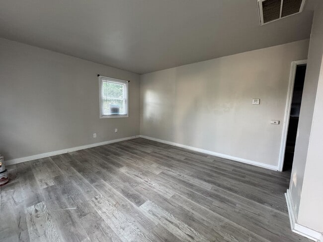 Building Photo - 4280 W 21st Pl