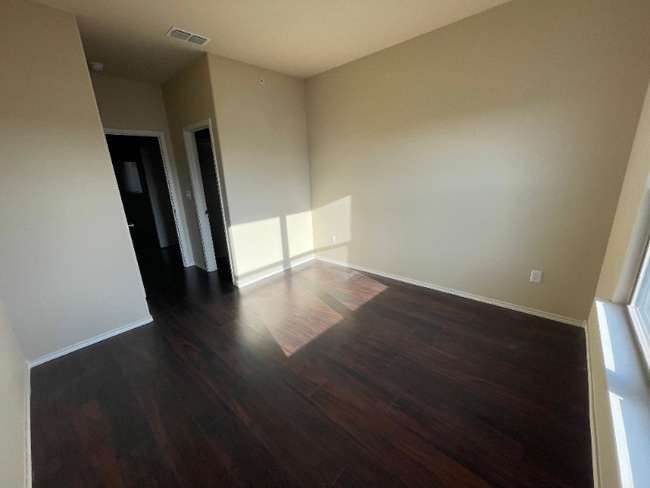 Building Photo - 5808 Montevista Dr