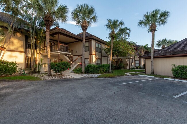 Building Photo - 13400 Polo Rd W