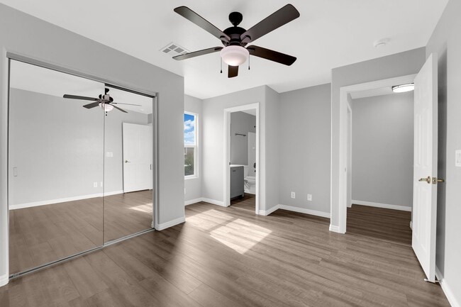 Building Photo - 7470 Margollini St