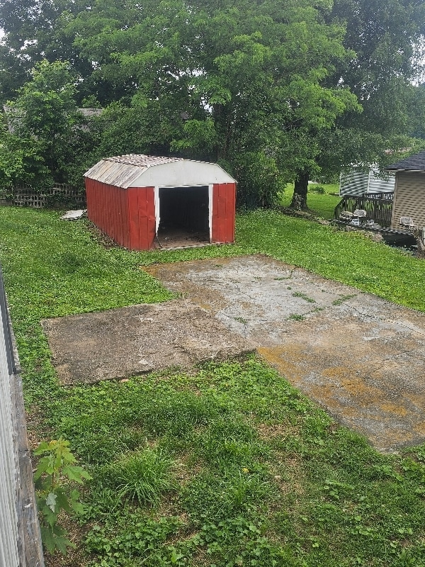 Building Photo - 218 Ward Ave W