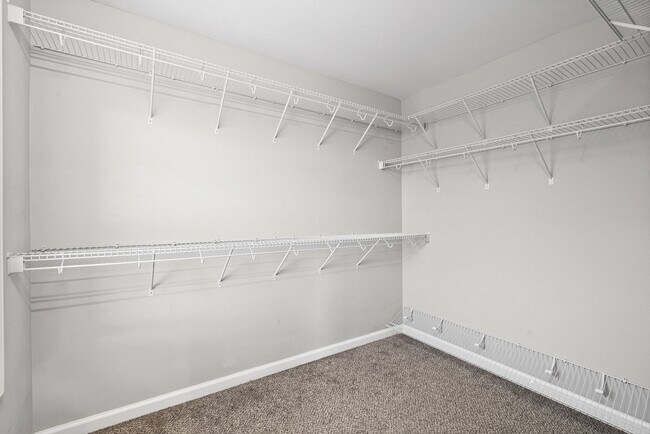 Building Photo - 739 Gaine Lynn Dr