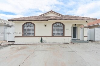 Building Photo - 10124 NW 127th St