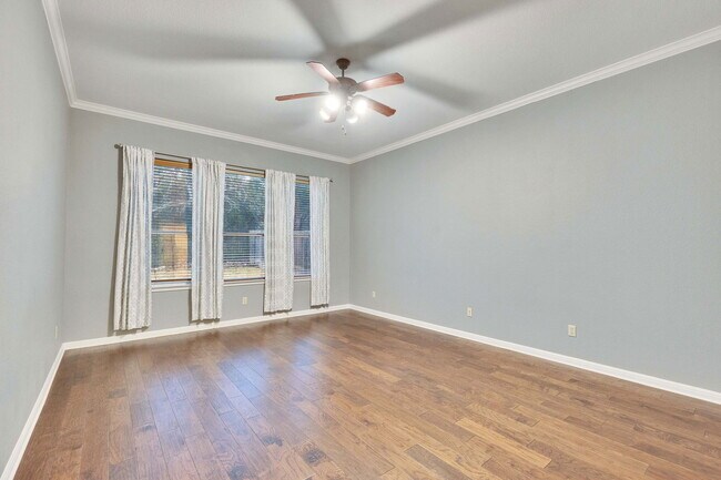 Building Photo - 7017 Via Dono Dr