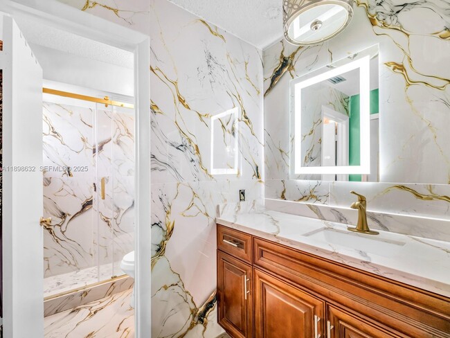 Building Photo - 6326 NW 170th Terrace