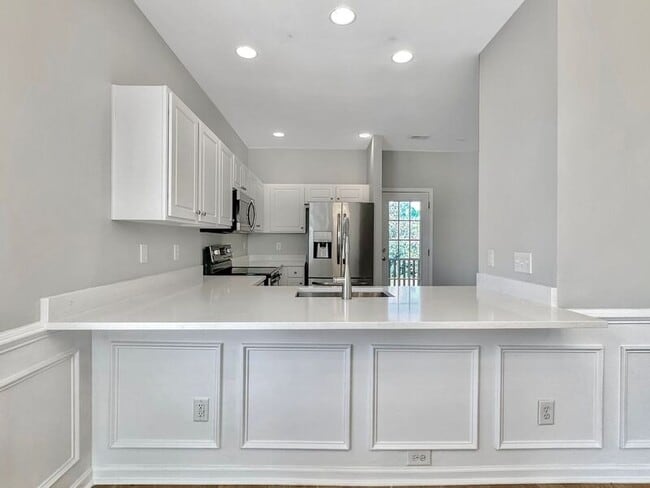 Building Photo - 1418 Hamlin Park Cir