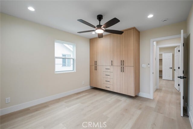 Building Photo - 745 W 106th St