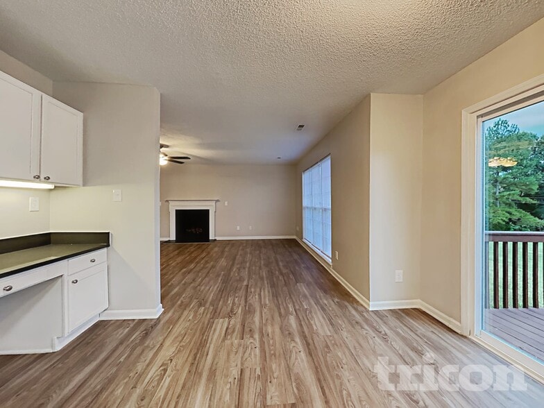 Building Photo - 2921 Barbee Ct