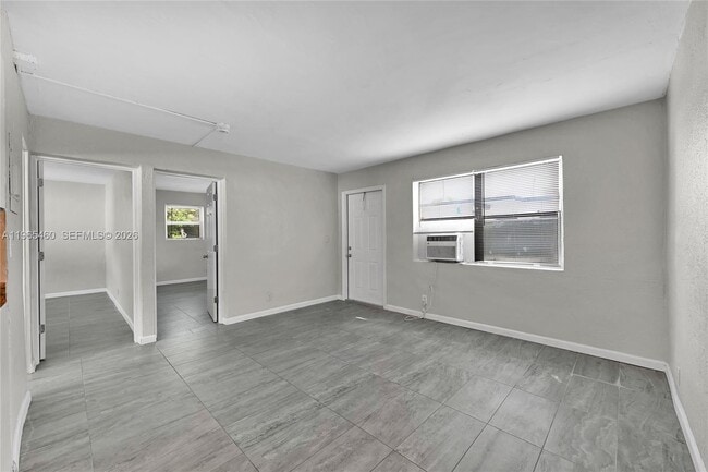 Building Photo - 1710 NW 9th St