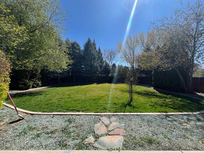 Building Photo - 11917 W Lewisburg Ct