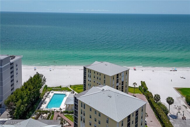 Building Photo - 3483 Gulf Shore Blvd N