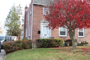 Building Photo - 1917 Winton Ave