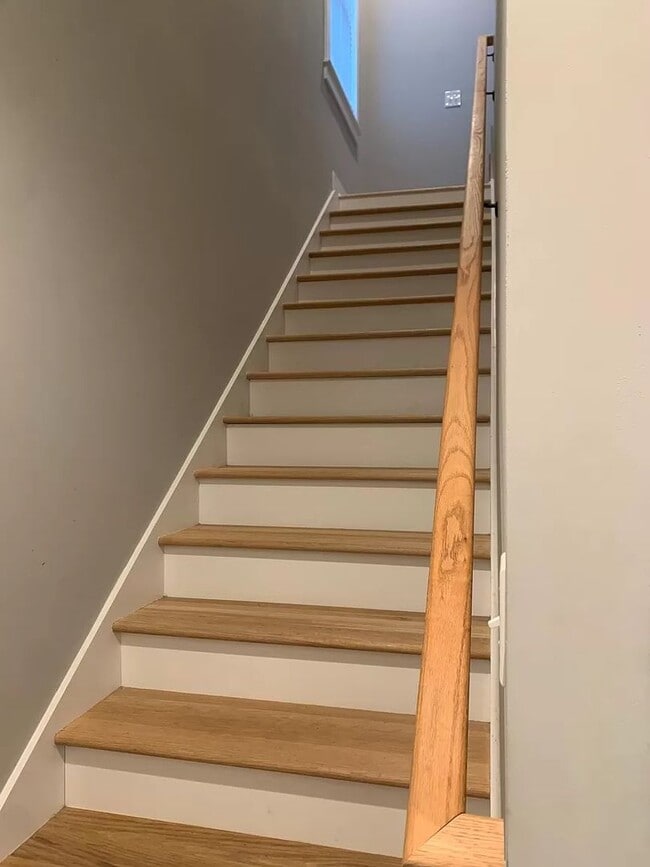 Building Photo - 9 Hanover St