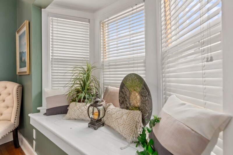 Building Photo - 425 N Bluff St