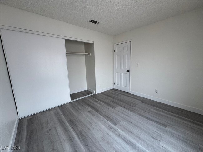 Building Photo - 4045 N Elkridge Dr