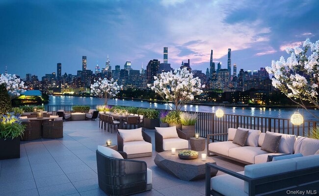 Building Photo - 30-05 Vernon Blvd