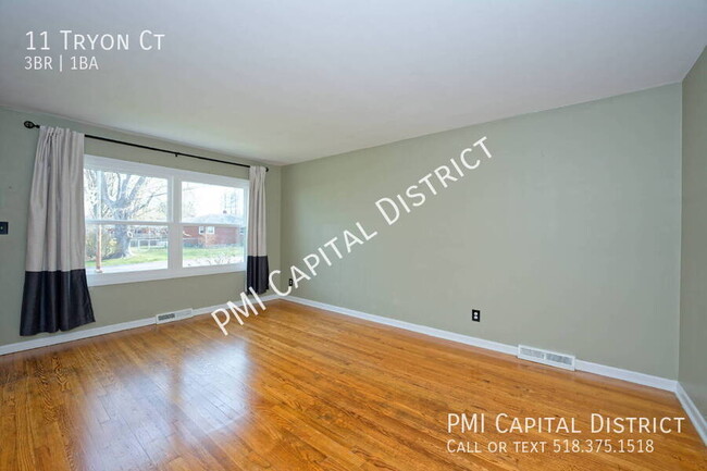 Building Photo - 11 Tryon Ct