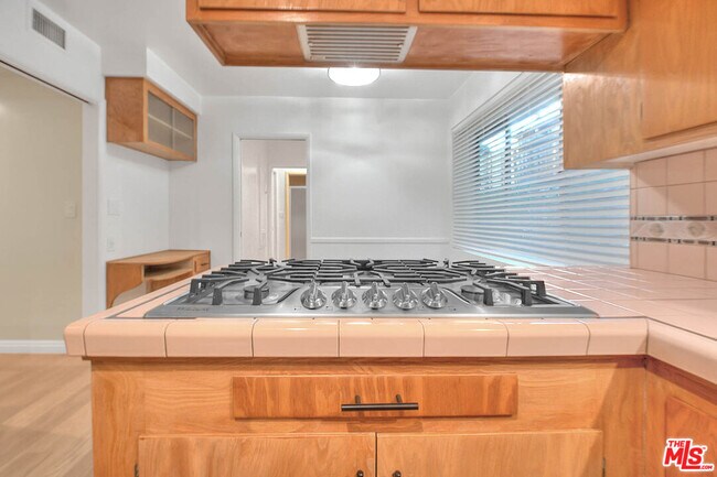 Building Photo - 4509 Don Miguel Dr