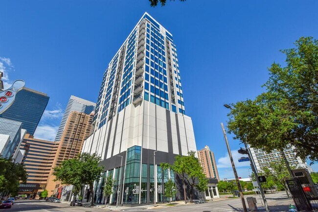 Building Photo - 1211 Caroline-449.4