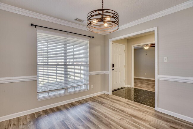 Building Photo - 4318 Sanderling Dr