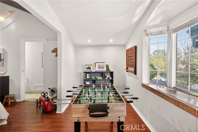 Building Photo - 4115 Laurelgrove Ave