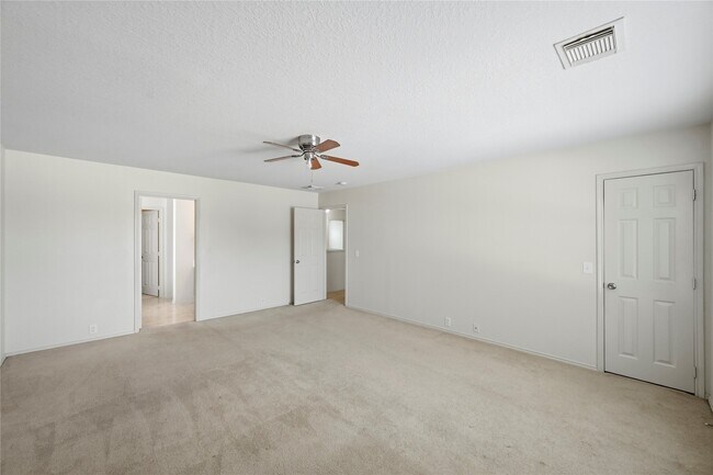 Building Photo - 14954 Sugar Sands Dr