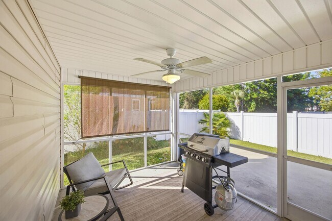 Building Photo - 82 Palmetto Green Dr