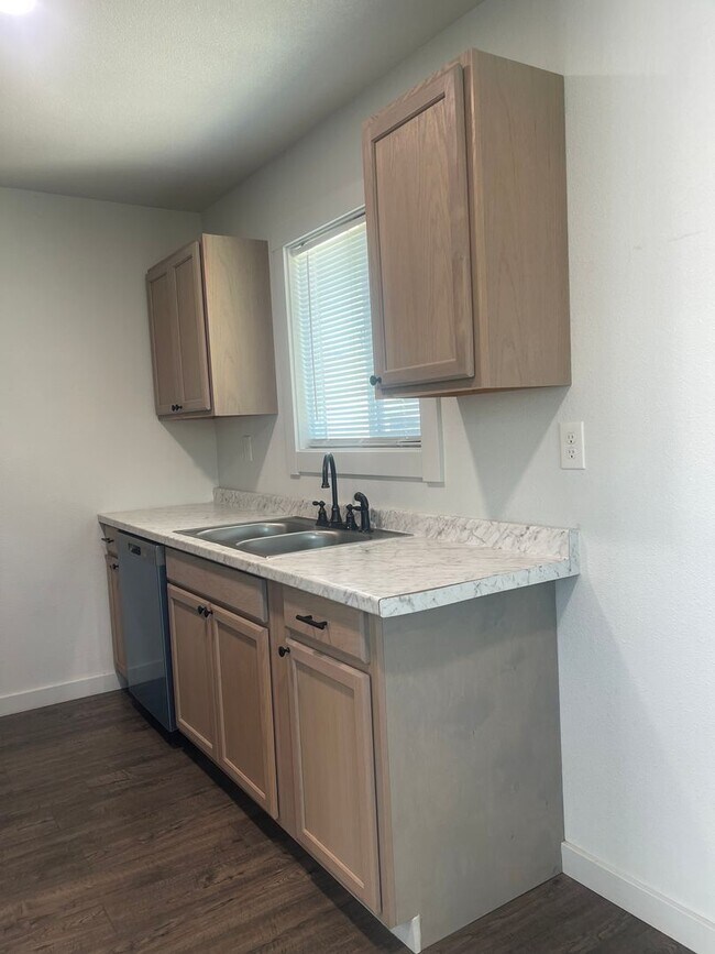 Building Photo - 2966 Lanning Ave