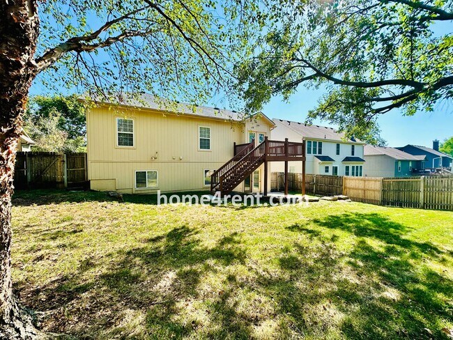 Building Photo - 14236 W 153rd St