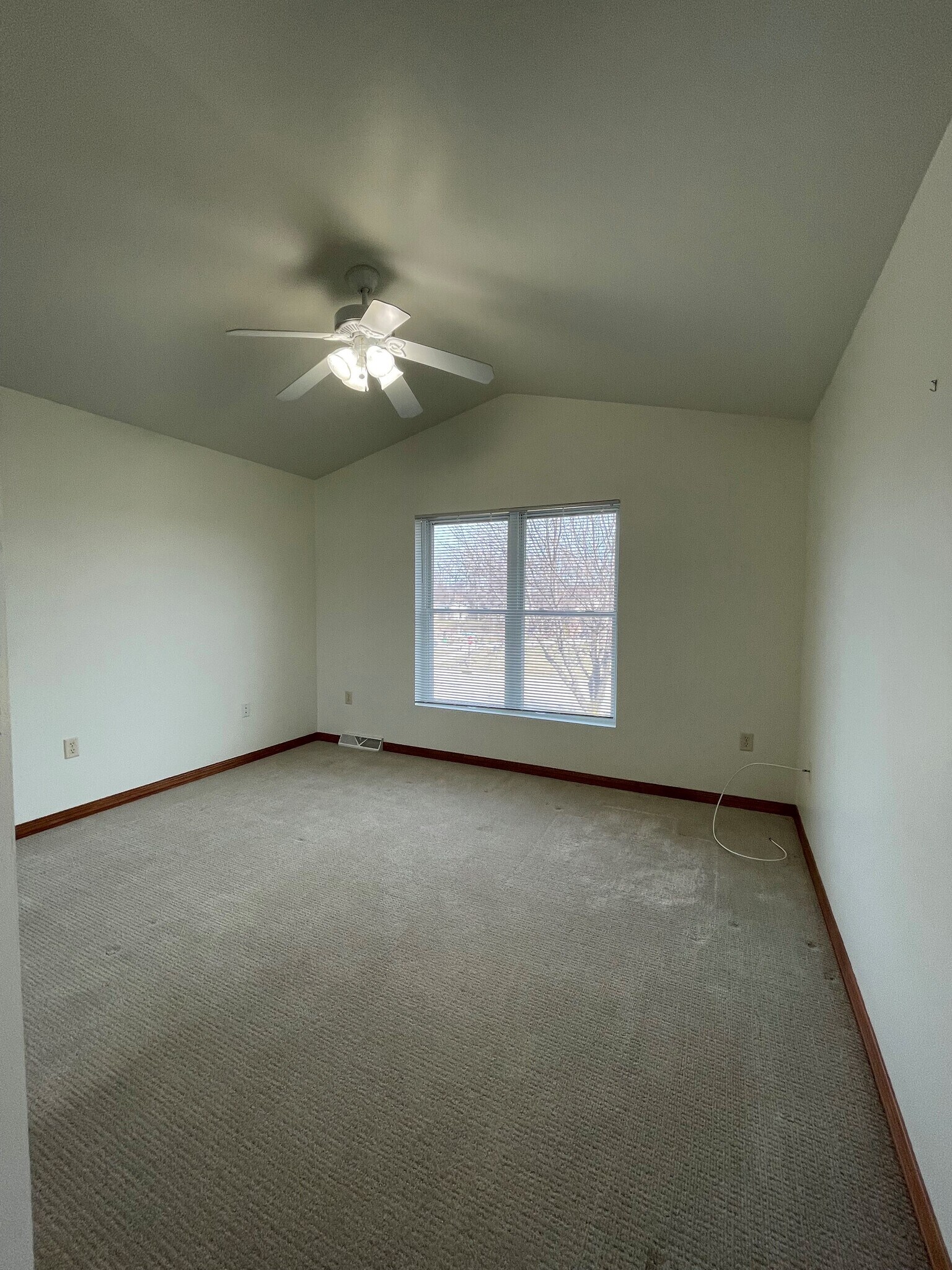 Note: Picture is similar to unit 2032 - 2032 River Point Ct