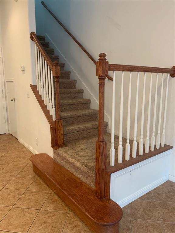 Building Photo - 1904 W 42nd St