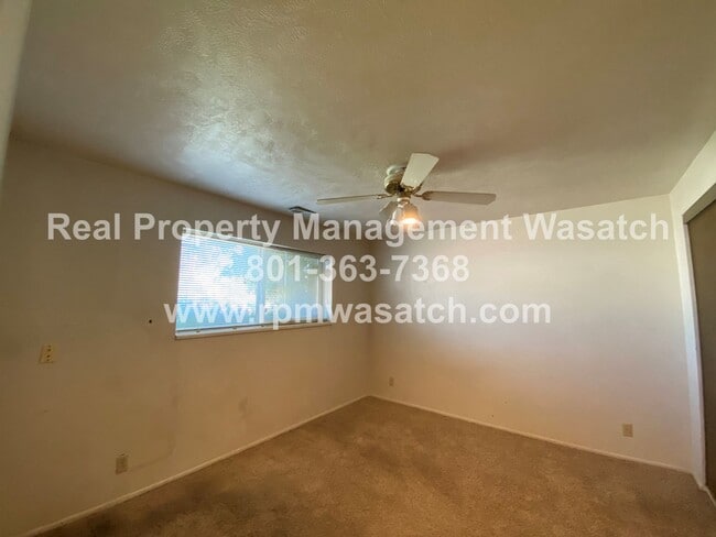 Building Photo - Look at This Cute 2 Bedroom 2 Bathroom Hom...