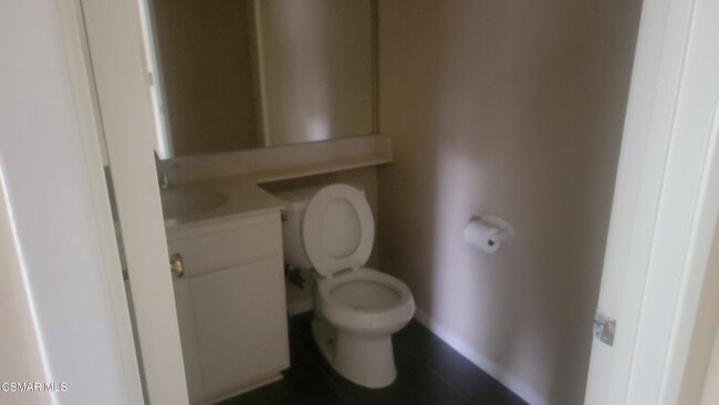 Building Photo - 3050 Wildwood Ave