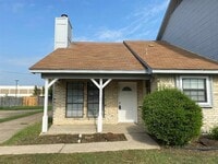 Building Photo - 2110 Stone Moss Ln