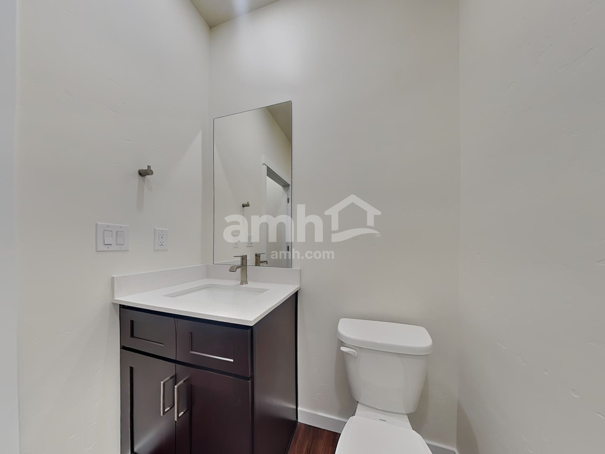 Building Photo - 1496 N Garnet Creek Ave