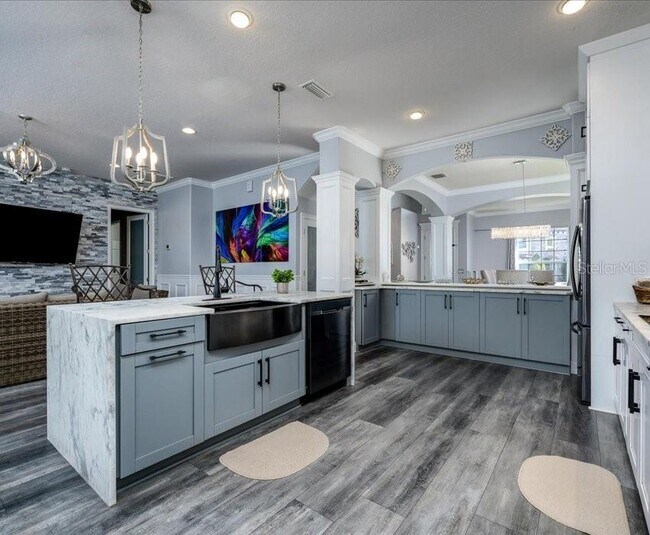 Building Photo - 10528 Bermuda Isle Dr