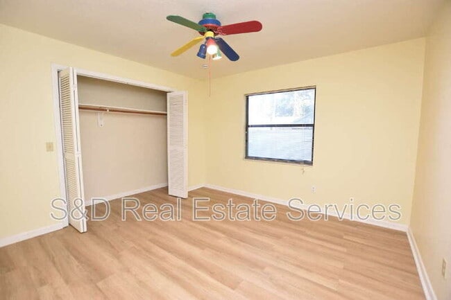 Building Photo - 1715 High Point Dr