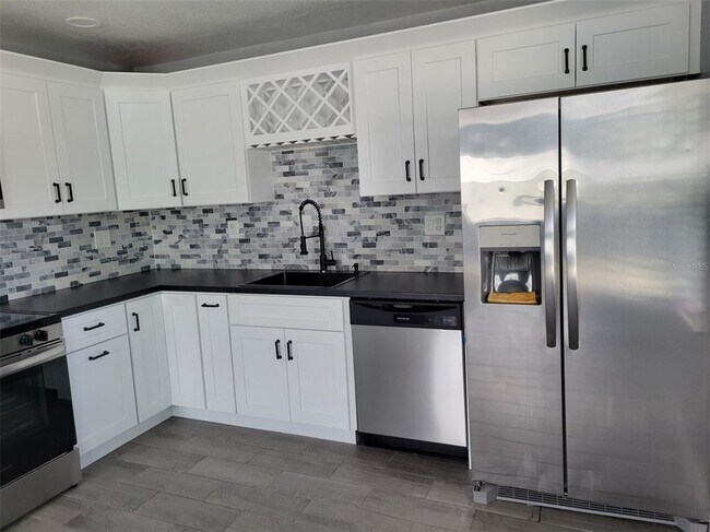 Building Photo - 7650 Coquina Way