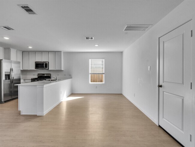 Building Photo - 12406 Lady Slipper Rd