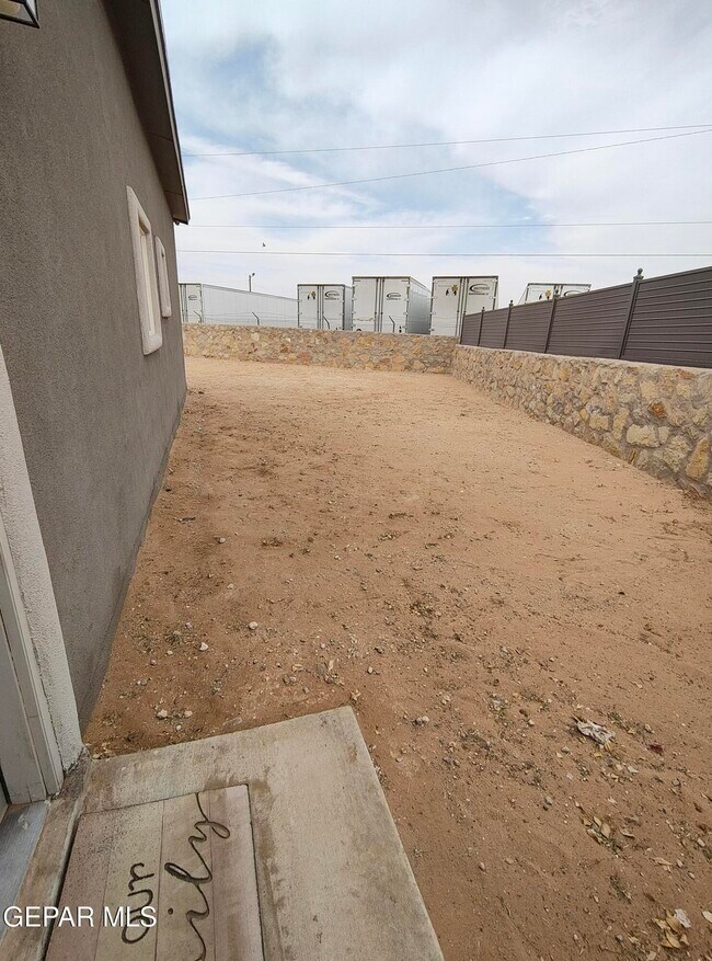 Building Photo - 4552 Josefina Santillana St