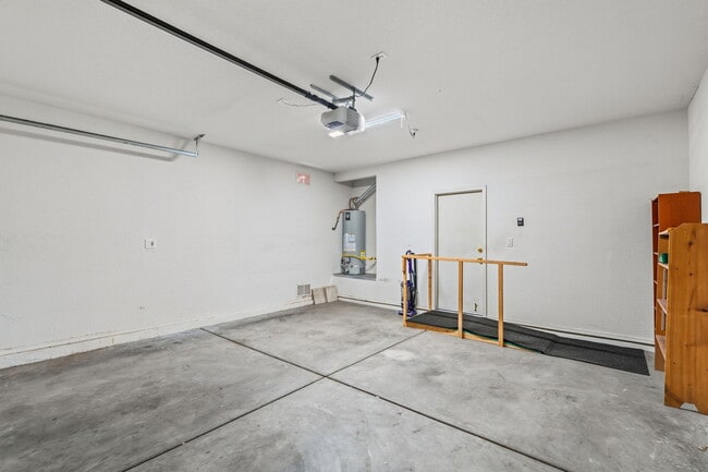 Building Photo - 10252 E Wasp Spring Dr