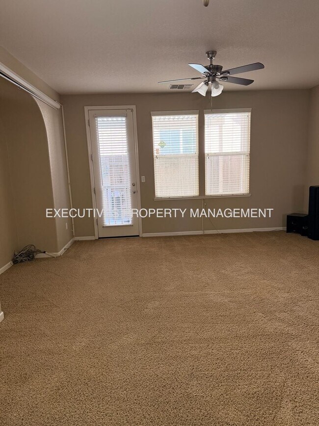 Building Photo - 3895 Bethpage St