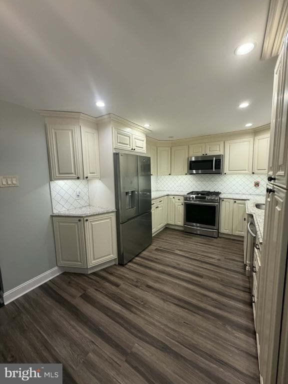 Building Photo - 814 Kendrick St
