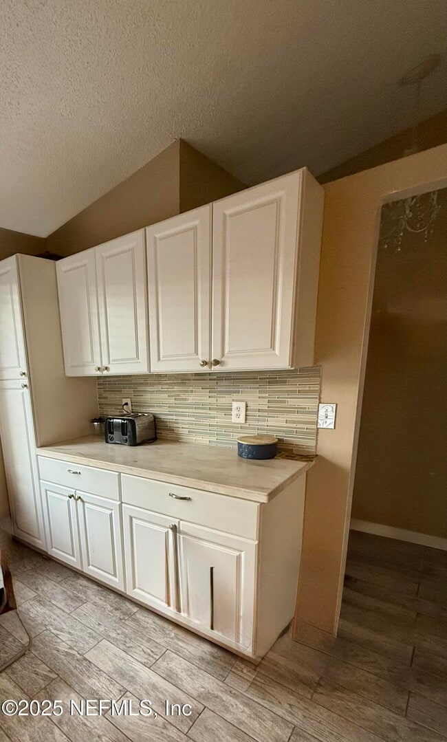 Building Photo - 636 Aquatic Dr