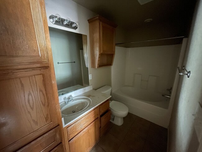 Building Photo - 1210 Powder River Dr