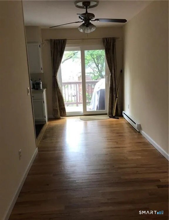 Building Photo - 8 Parker St